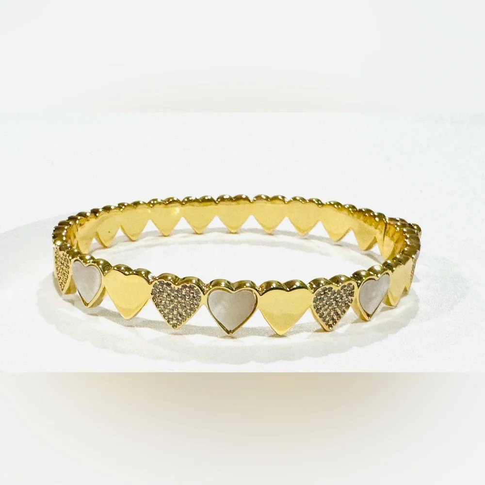 🩷 KATE SPADE Take Heart Hinged Bangle NEW 🩷 - Picture 6 of 8